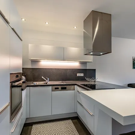 Berg- Und Seeblick Alpe Maritima -top 10 By Interhome Apartment Annenheim