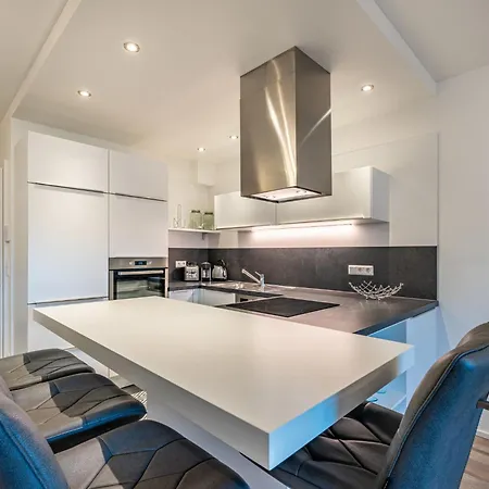 Apartman Berg- Und Seeblick Alpe Maritima -top 10 By Interhome